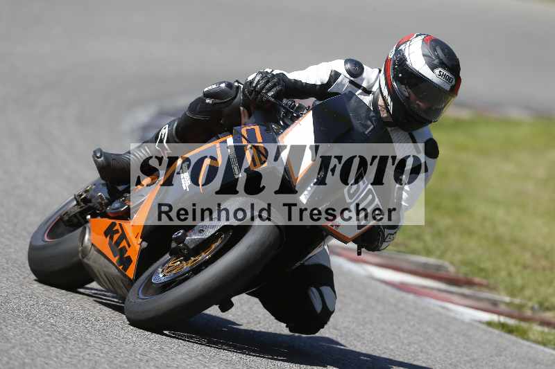/43 08.08.2025 Discover the Bike ADR/Race 3 rot/508